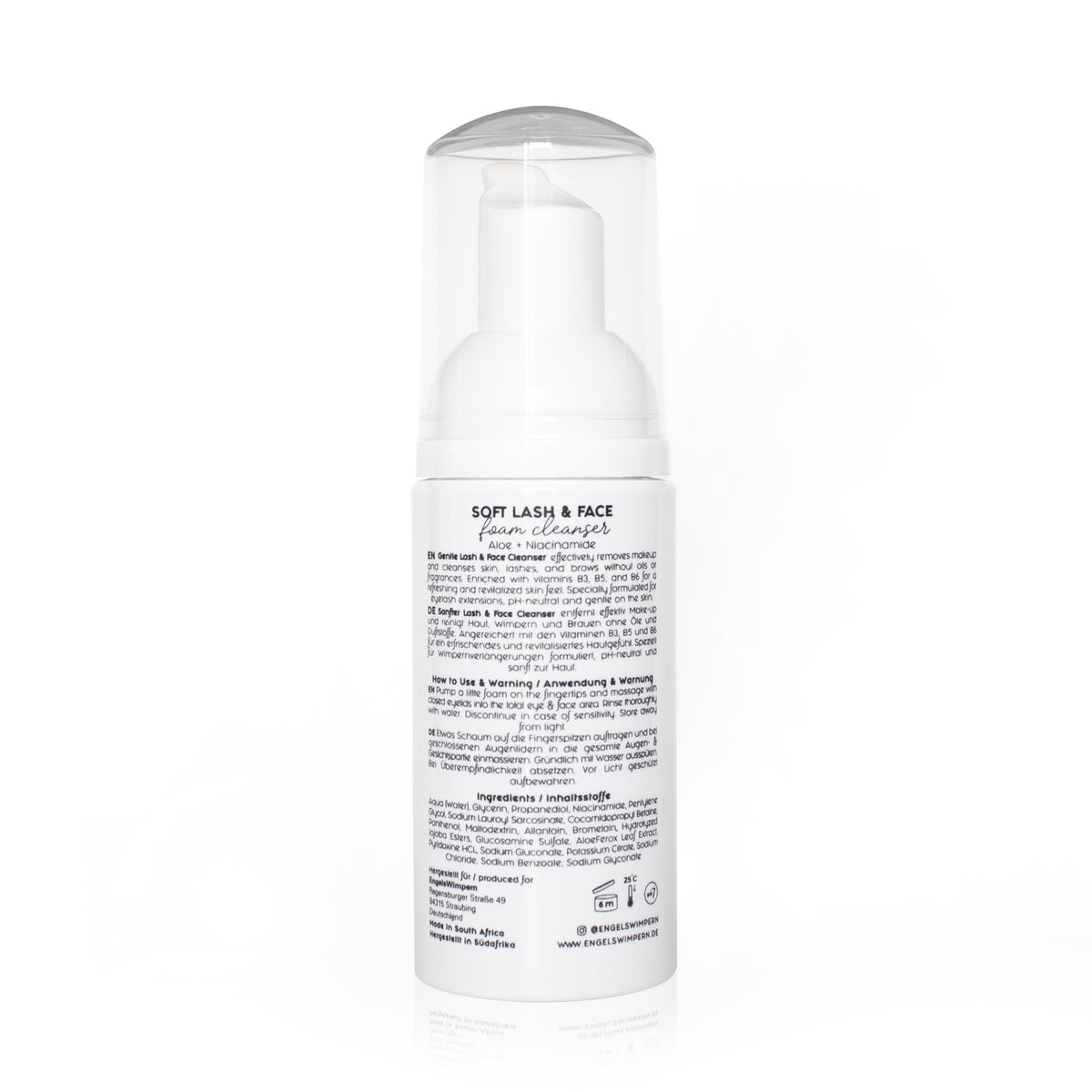 Rückseite der EngelsWimpern Soft Lash & Face Wimpernshampoo-Flasche mit Anwendungshinweisen, Inhaltsstoffangaben und transparenter Schutzkappe vor weißem Hintergrund.