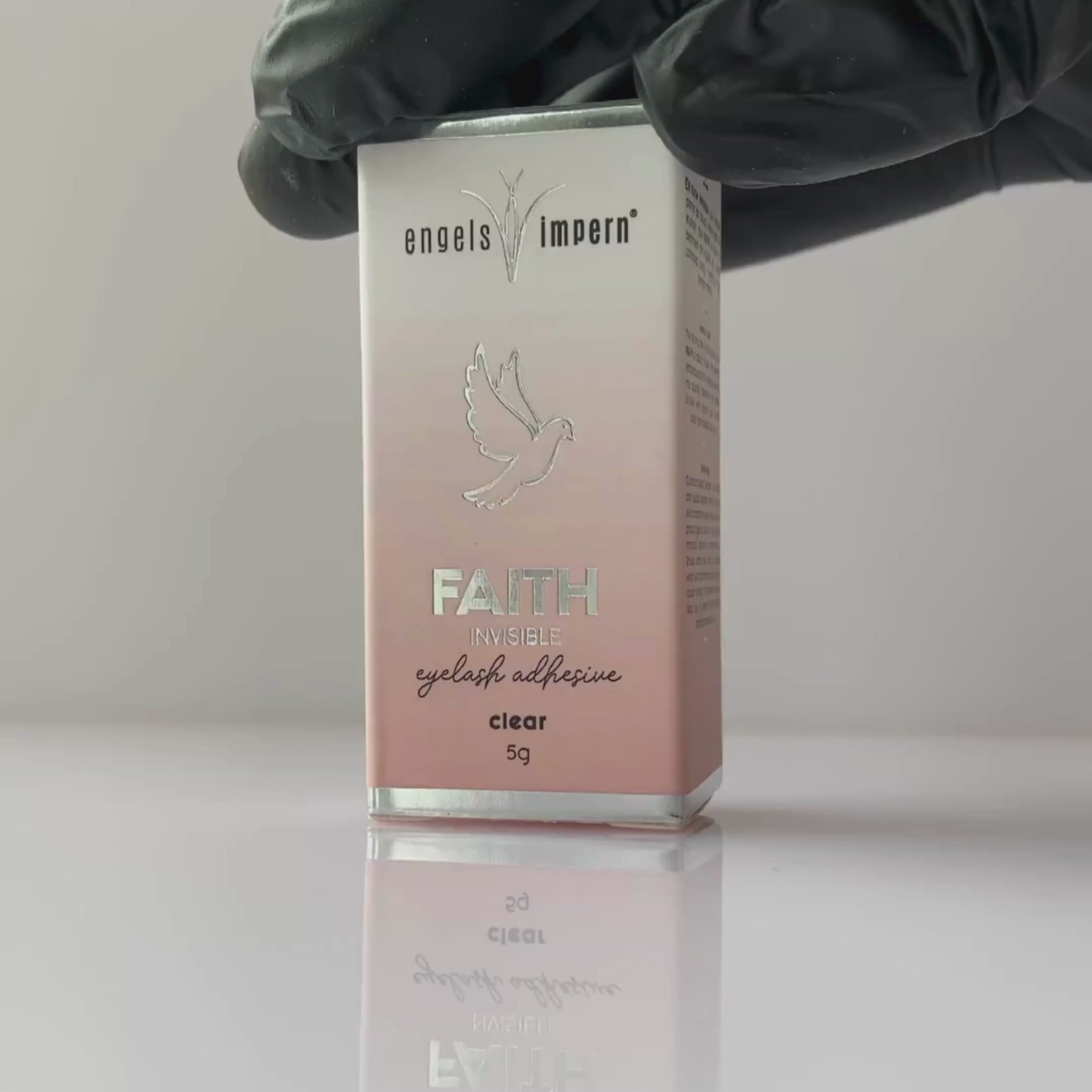 Video laden: FAITH INVISIBLE Wimpernkleber 5g - transparent